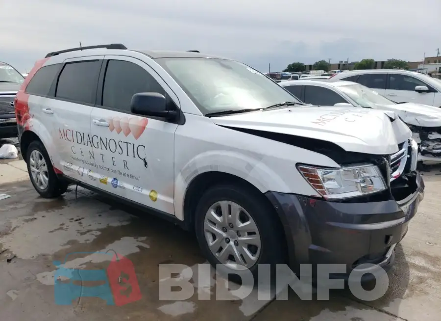 3C4PDCAB3LT180411 Photo# 4