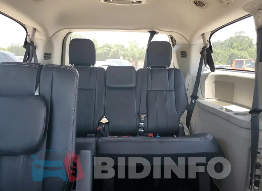 2C4RC1BGXGR188122 Photo# 10