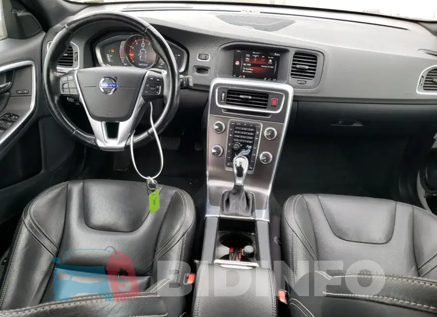 YV140MEM8F1252726 Photo# 8