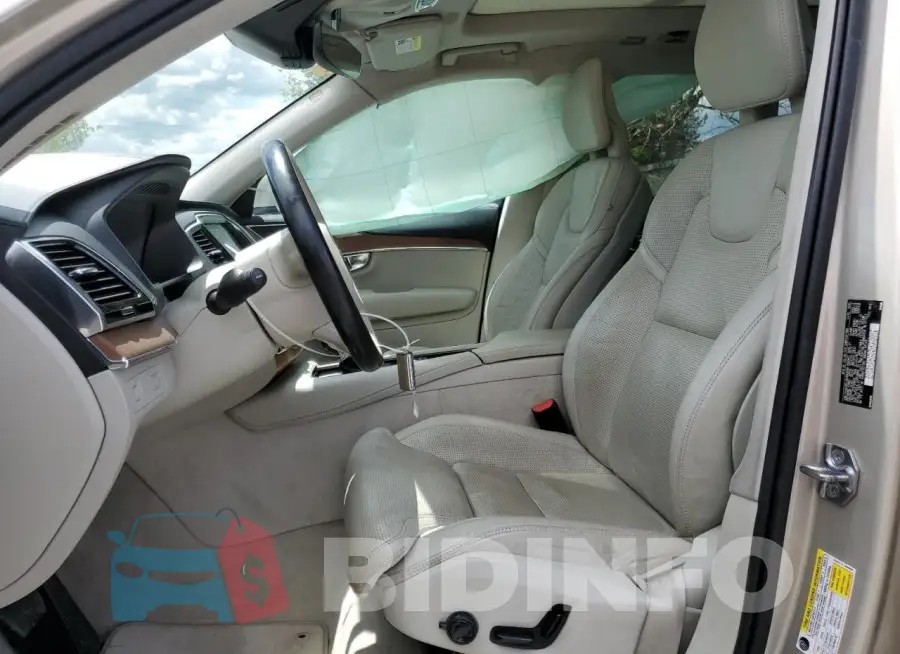 YV4A22PL5G1048668 Photo# 7