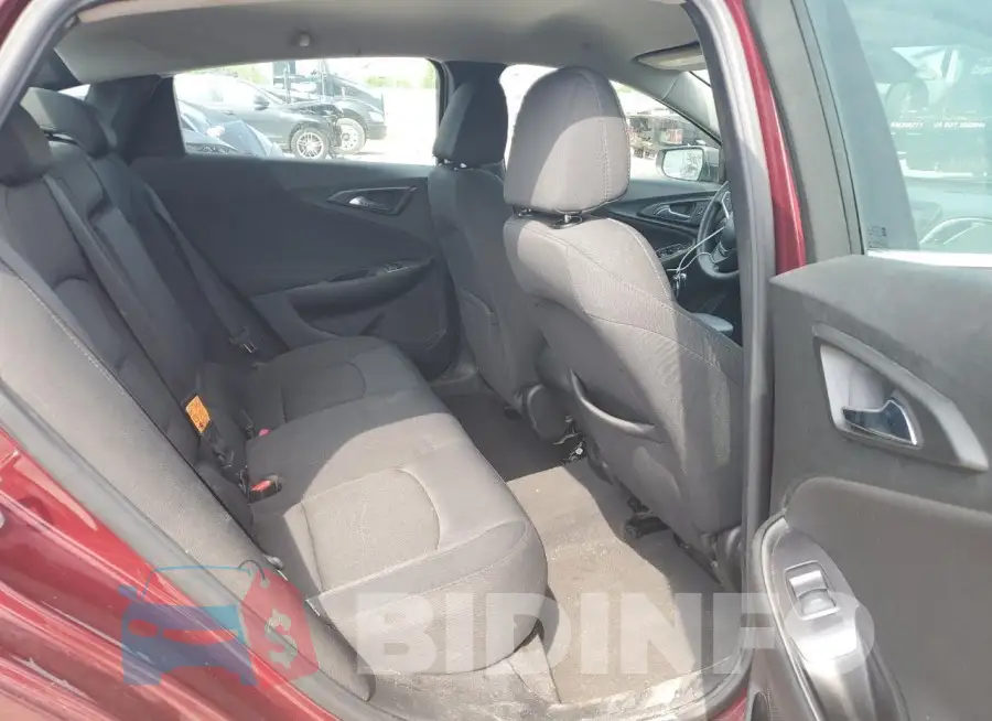 1G1ZB5ST3GF253352 Photo# 10