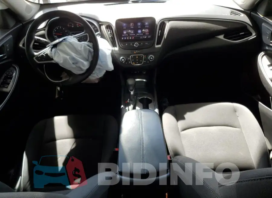 1G1ZD5ST8NF153657 Photo# 8
