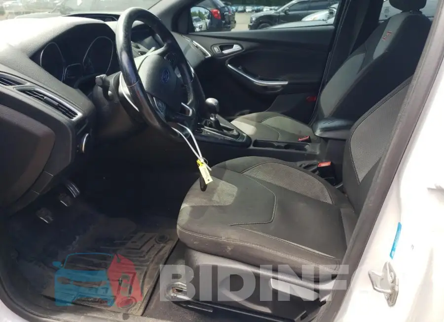 1FADP3L92GL308746 Photo# 7