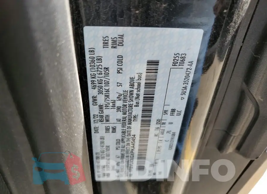 1FBVU4XGXPKA45454 Photo# 13