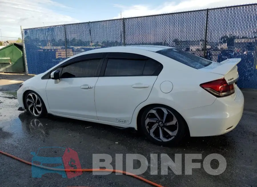 2HGFB2F88FH501821 Photo# 2