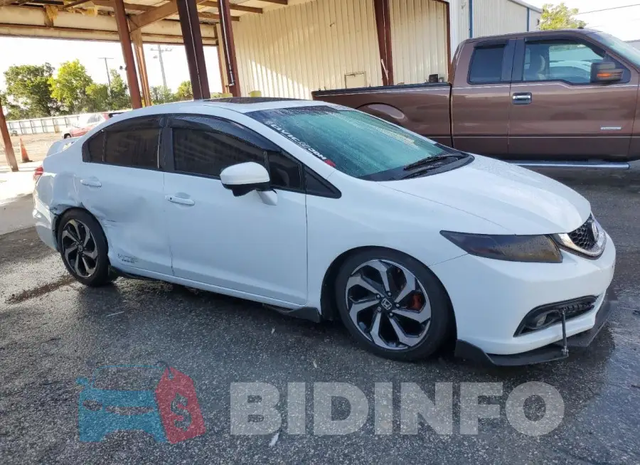 2HGFB2F88FH501821 Photo# 4