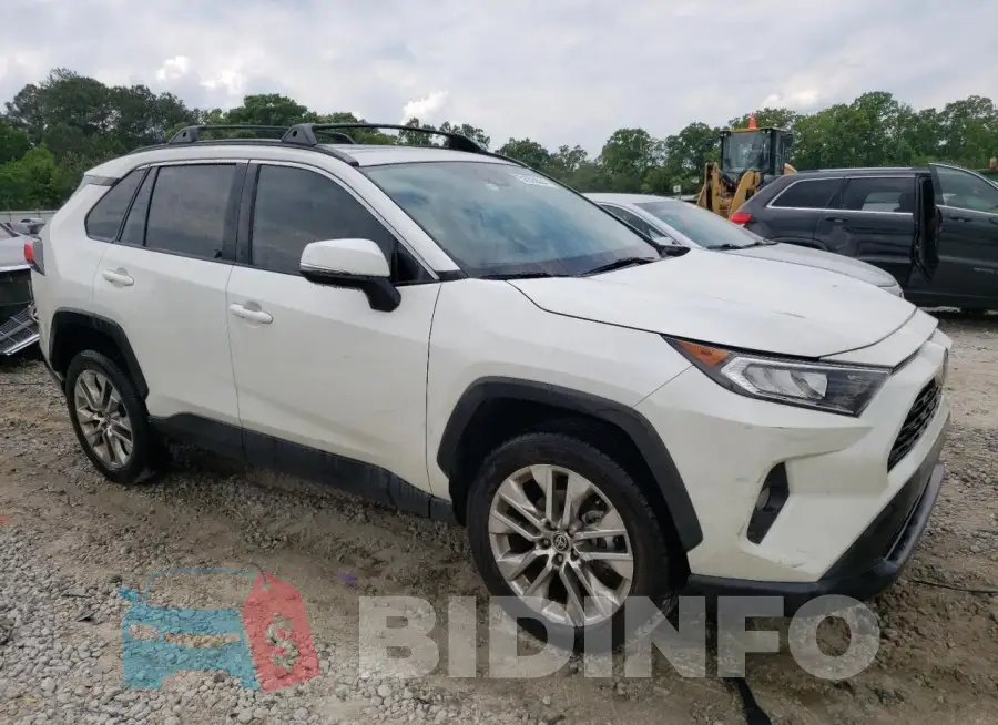 2T3C1RFV3MW154110 Photo# 4