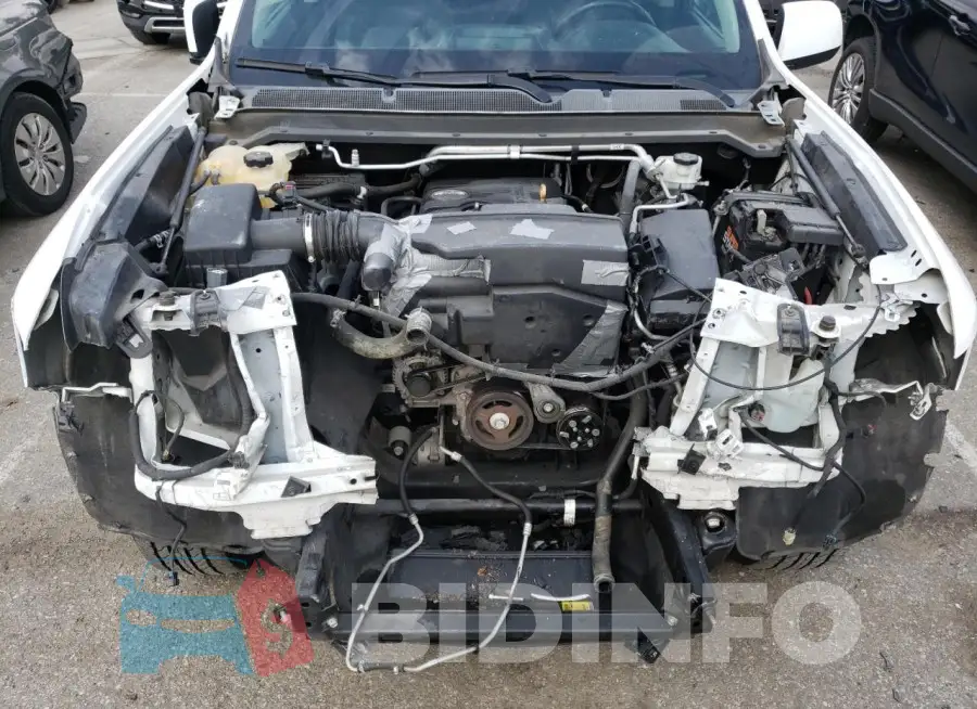 1GTG5CEA6J1152413 Photo# 11