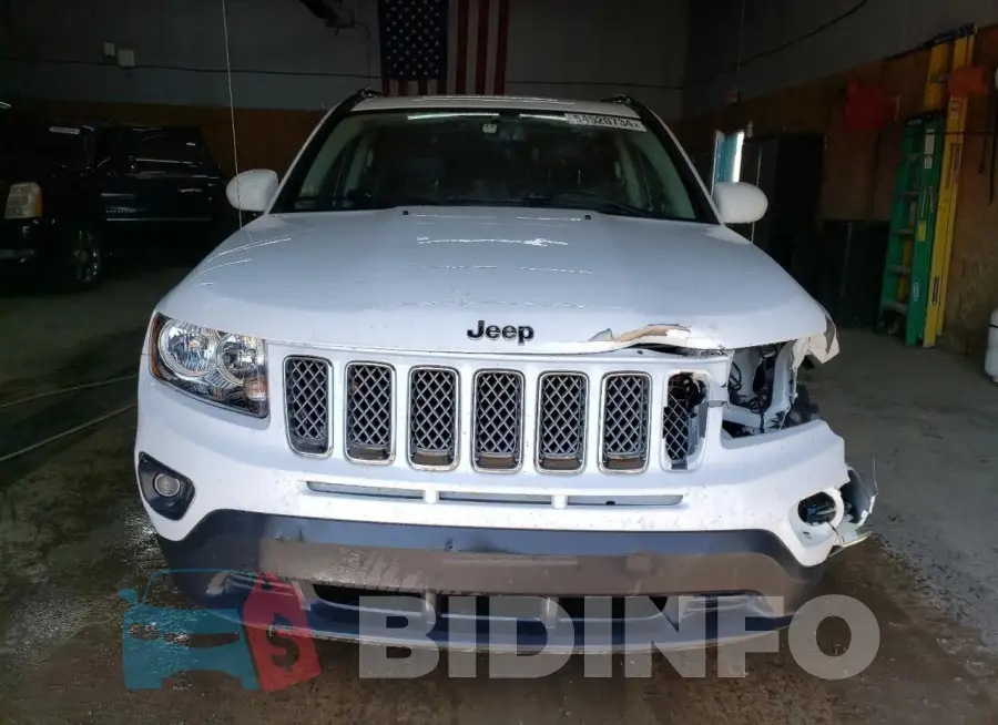 1C4NJDEB5HD170217 Photo# 5