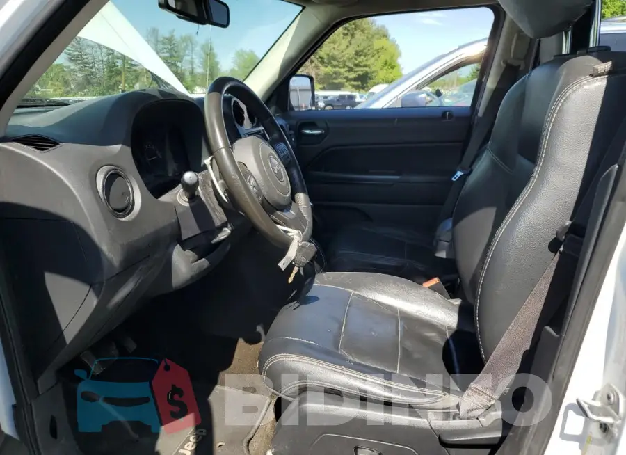 1C4NJPFA1FD398722 Photo# 7