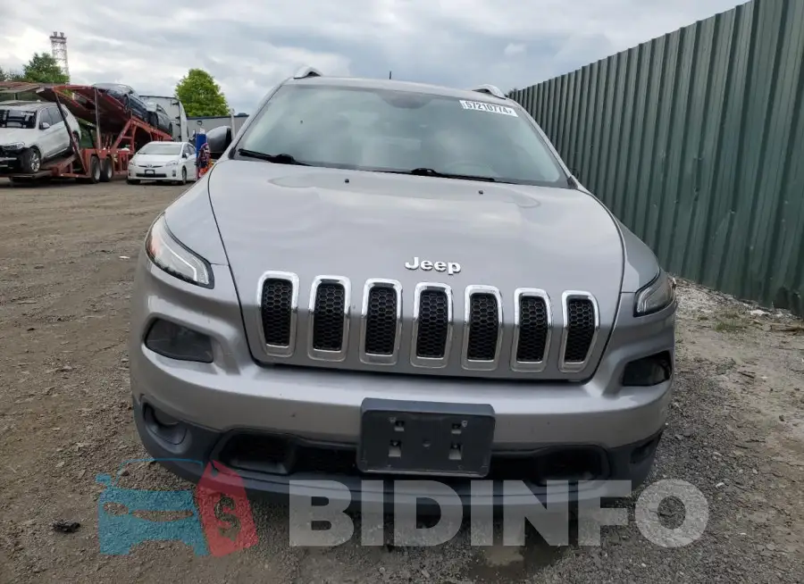 1C4PJLCB3FW553855 Photo# 5