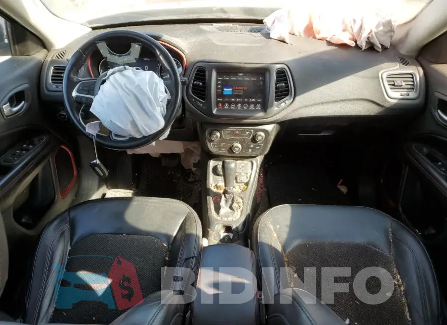 3C4NJDDB8JT442017 Photo# 8