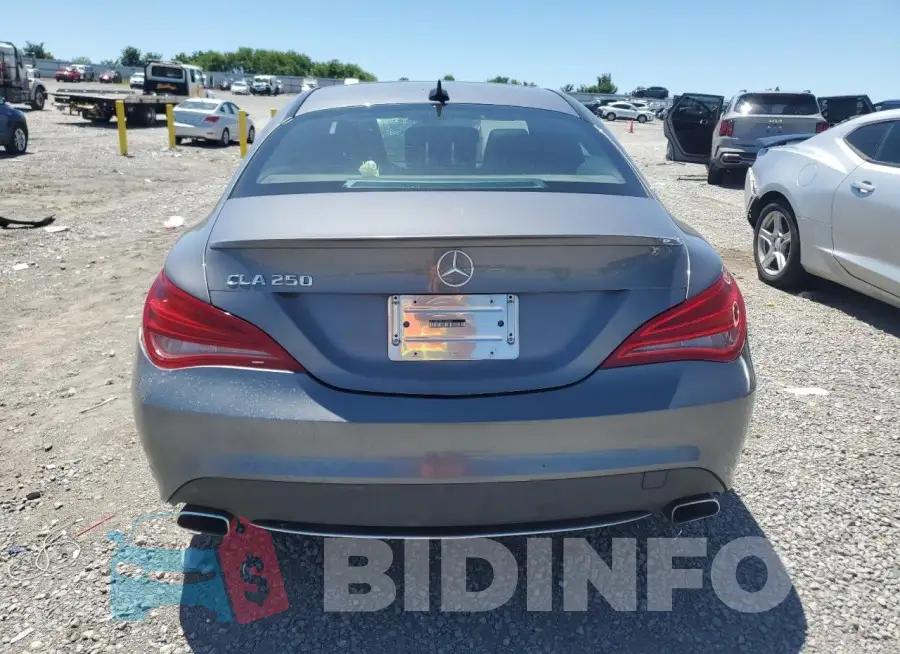 WDDSJ4EB0FN182842 Photo# 6