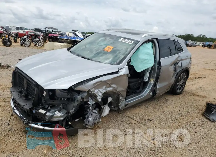 2LMPJ8K93PBL28270 Photo# 1
