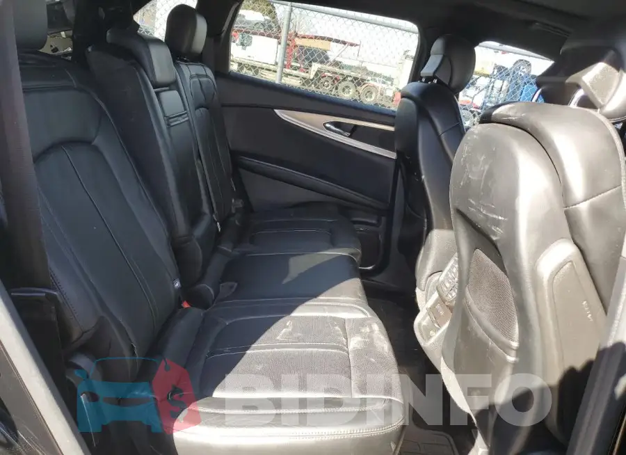 2LMTJ8LP5GBL57295 Photo# 11
