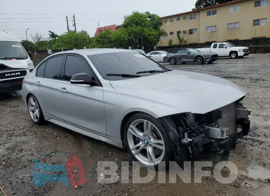WBA8B3G54GNT62732 Photo# 4