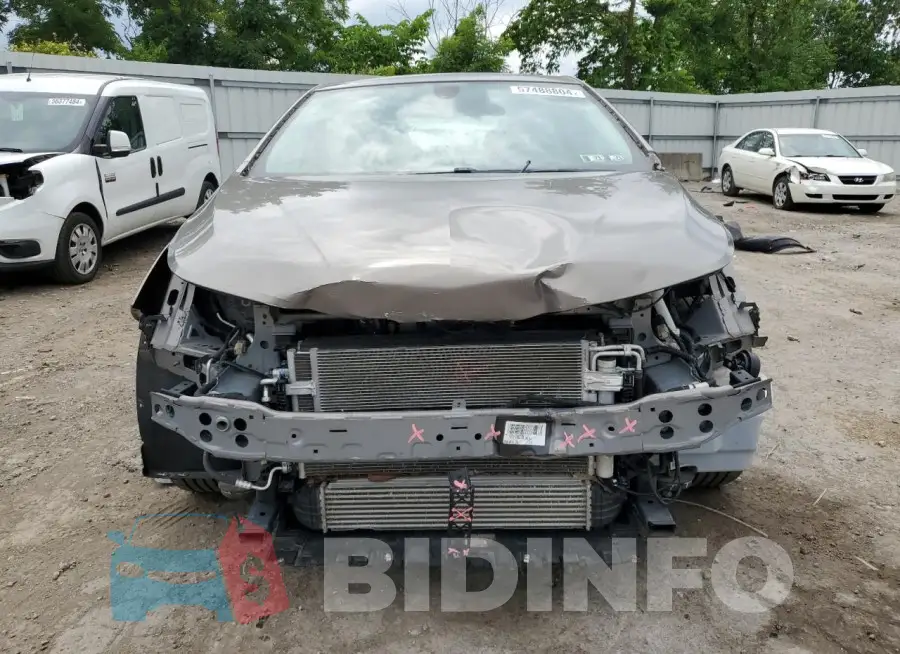 1G1BF5SM7H7175572 Photo# 5