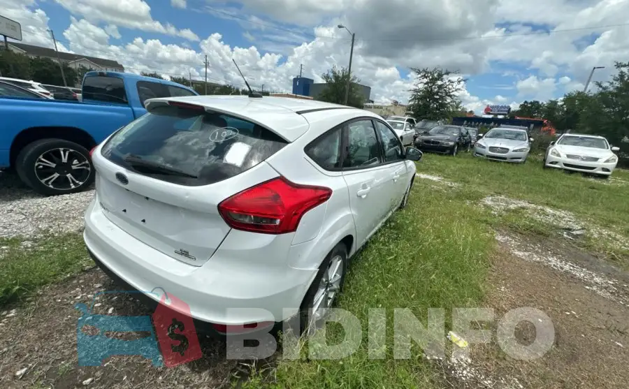 1FADP3K22FL322021 Photo# 4