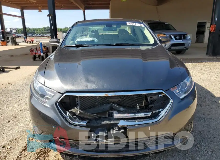 1FAHP2E85JG110923 Photo# 5