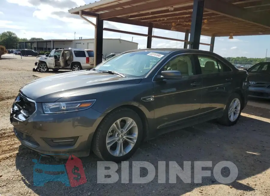 1FAHP2E85JG110923 Photo# 1