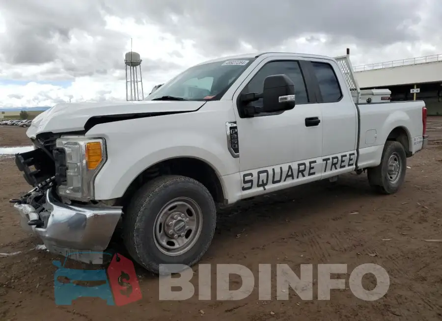 1FT7X2A66HED53057 Photo# 1