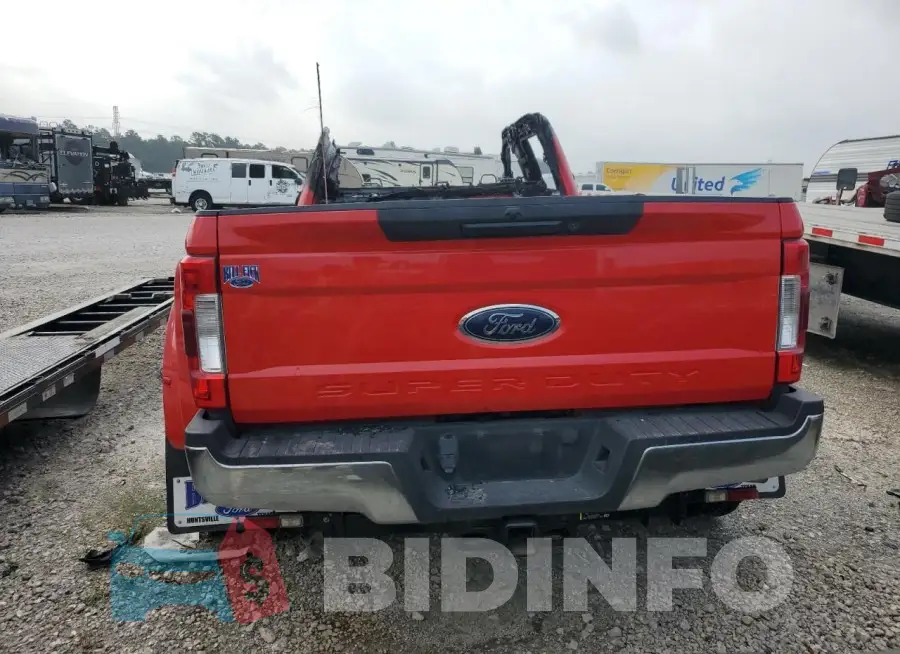 1FT8W3DT3JEB08074 Photo# 6