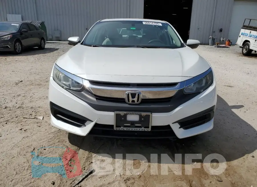 19XFC2F79GE217405 Photo# 5