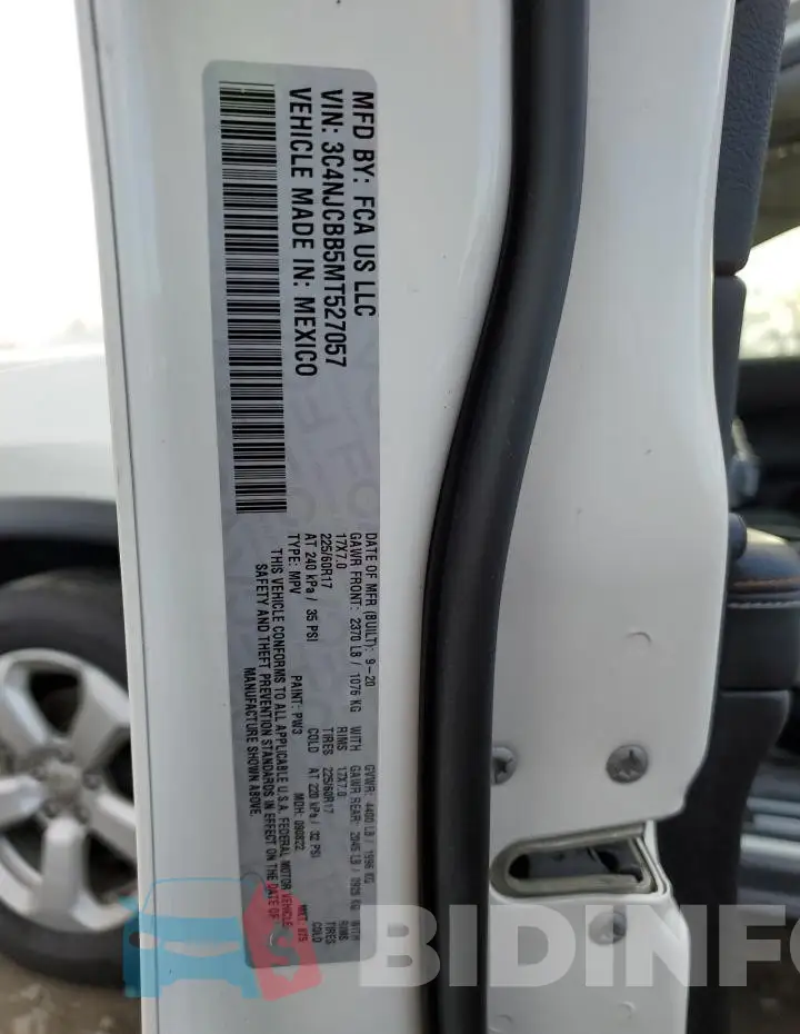 3C4NJCBB5MT527057 Photo# 13