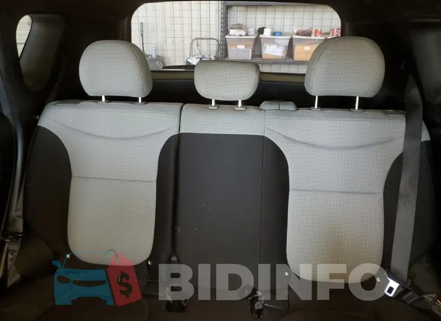 KNDJN2A22G7378551 Photo# 10