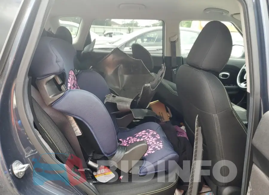 KNDJP3A56F7201252 Photo# 11