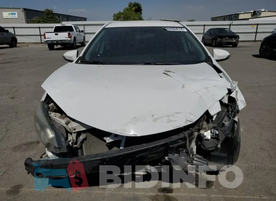 2T1BURHEXFC409543 Photo# 5