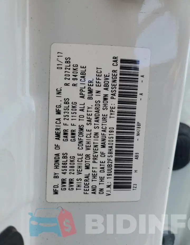 19UUB2F58HA005190 Photo# 12
