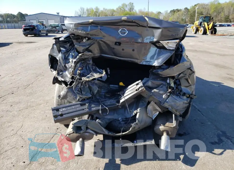 1N4BL4CV7LC181010 Photo# 6
