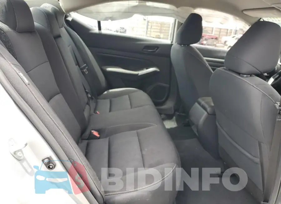 1N4BL4DV8PN306086 Photo# 10