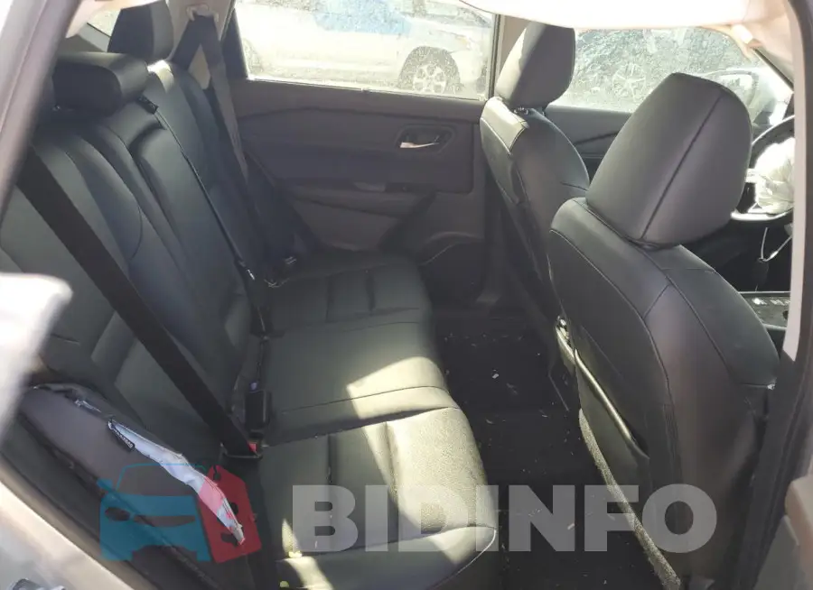 5N1BT3BA2PC802853 Photo# 11