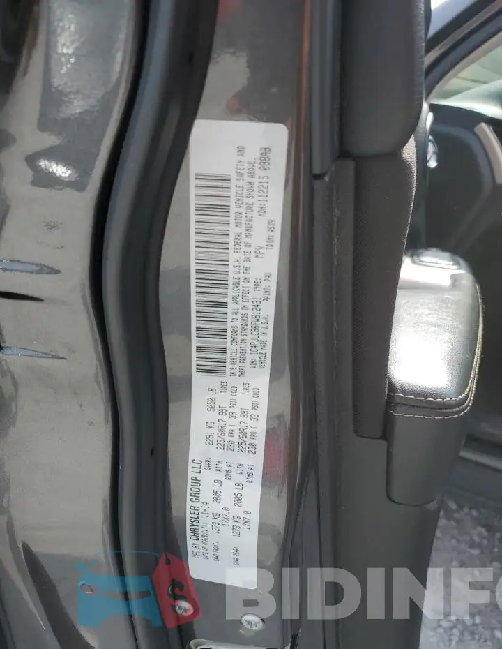 1C4PJLCB6FW612431 Photo# 12