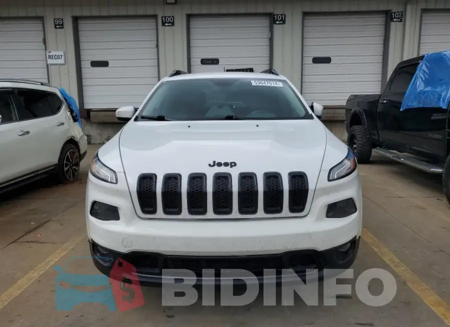 1C4PJLCB7JD620137 Photo# 5