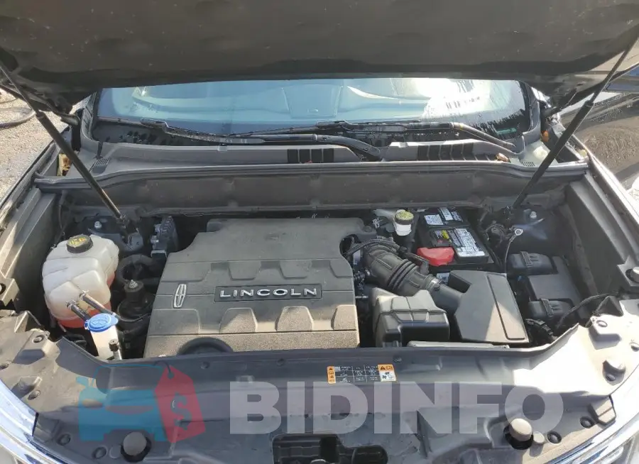 2LMPJ8LR3JBL12964 Photo# 11
