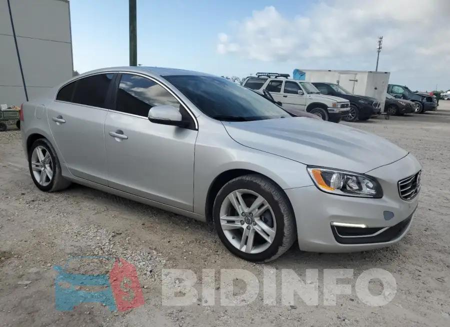 YV140MFCXF2317740 Photo# 4