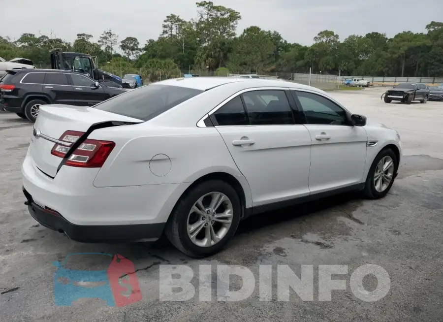 1FAHP2D88FG172955 Photo# 3