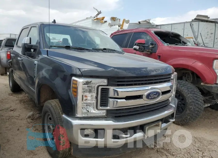 1FT7W2BTXKEG16097 Photo# 4