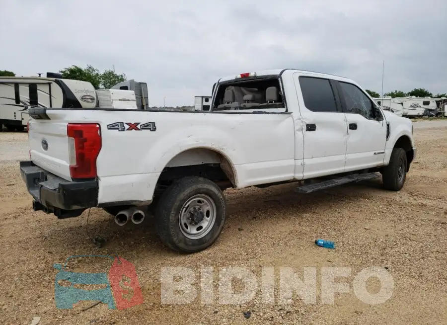 1FT8W3BT7KEG78258 Photo# 3