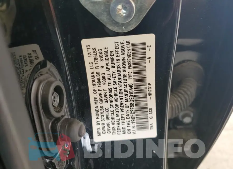 19XFC2F58GE010440 Photo# 12
