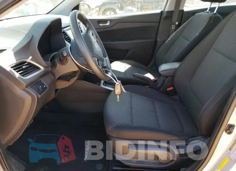 3KPC24A67NE169996 Photo# 7