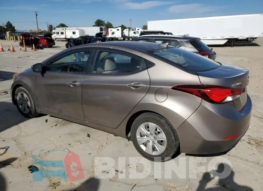 5NPDH4AE8GH702768 Photo# 2
