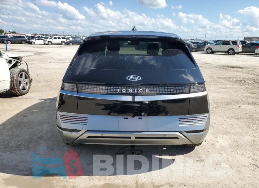 KM8KR4AE9PU224222 Photo# 6