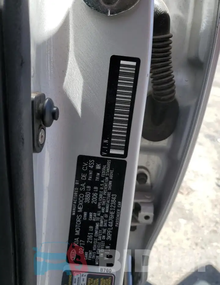 3KPFL4A76HE123843 Photo# 12
