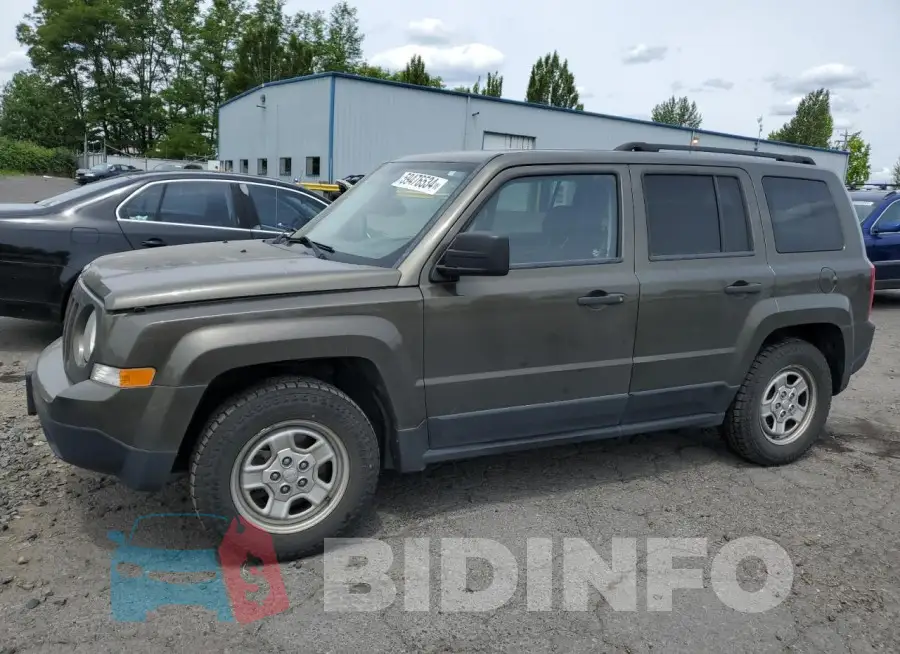 1C4NJPBA5FD318327 Photo# 1