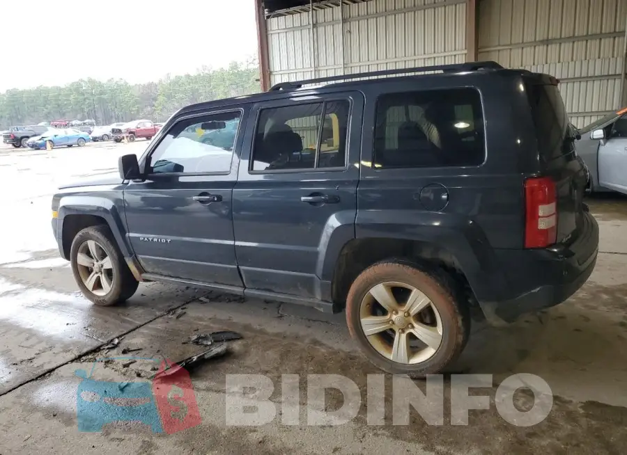 1C4NJRFB1FD257265 Photo# 2