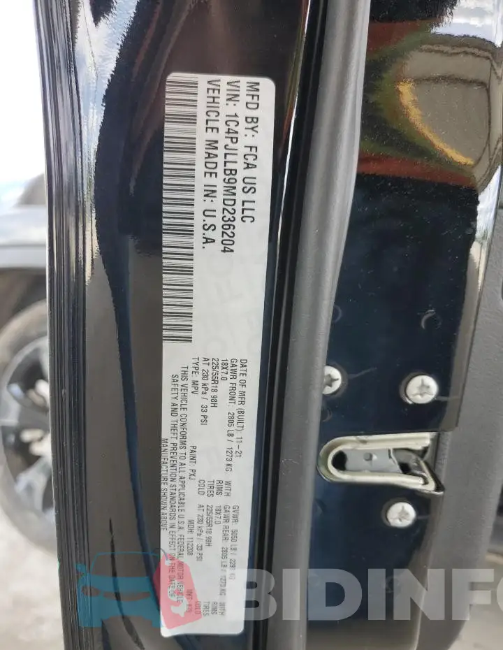 1C4PJLLB9MD236204 Photo# 13